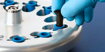 Разделение материала центрифуги